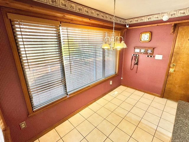 9245 Patterson DR, Bent Mountain, VA 24059