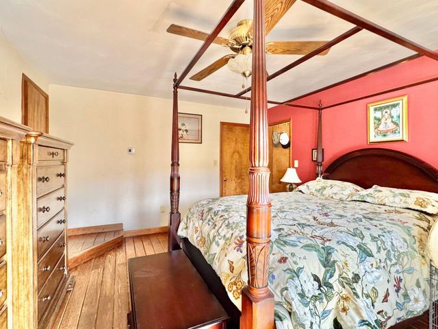 9245 Patterson DR, Bent Mountain, VA 24059