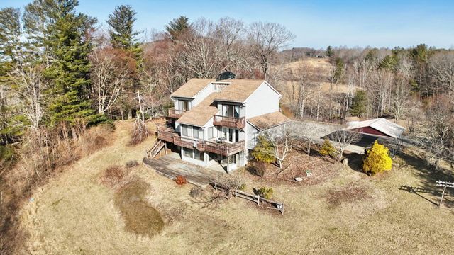 9245 Patterson DR, Bent Mountain, VA 24059
