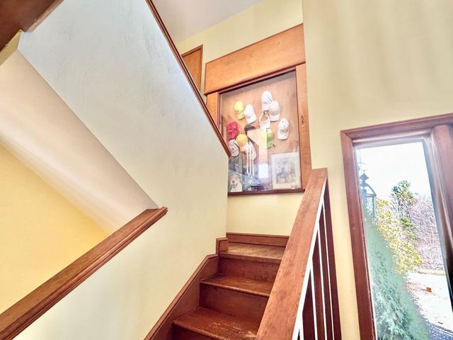 9245 Patterson DR, Bent Mountain, VA 24059