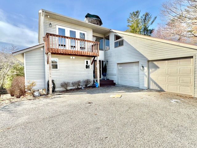 9245 Patterson DR, Bent Mountain, VA 24059