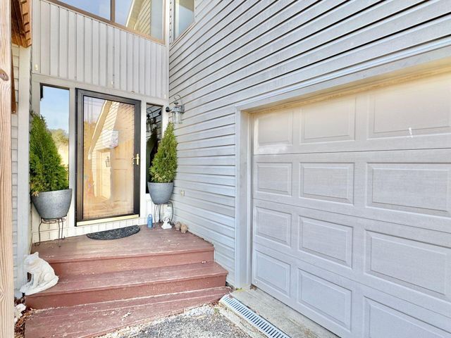 9245 Patterson DR, Bent Mountain, VA 24059