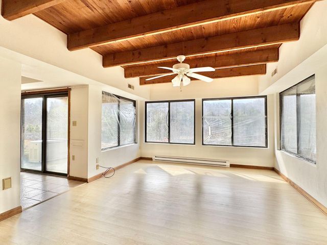 9245 Patterson DR, Bent Mountain, VA 24059