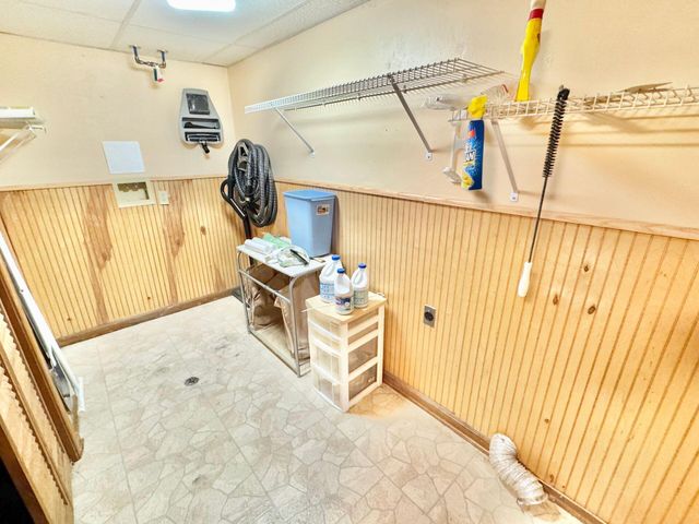 9245 Patterson DR, Bent Mountain, VA 24059