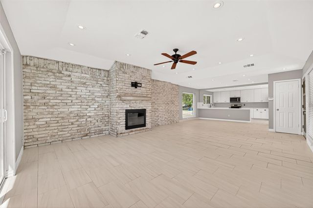 12707 Pantano Drive, Houston, TX 77065