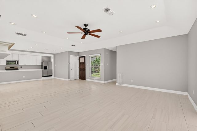 12707 Pantano Drive, Houston, TX 77065