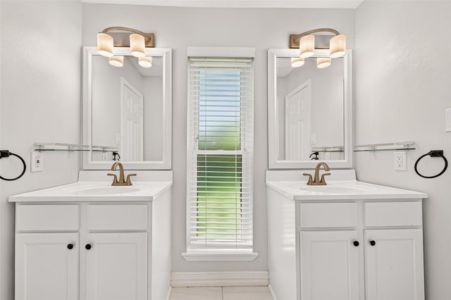 12707 Pantano Drive, Houston, TX 77065