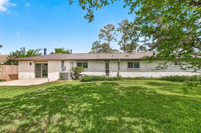 12707 Pantano Drive, Houston, TX 77065