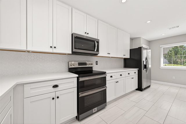 12707 Pantano Drive, Houston, TX 77065