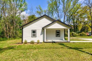 206 Walker Drive, Monroe, GA 30655
