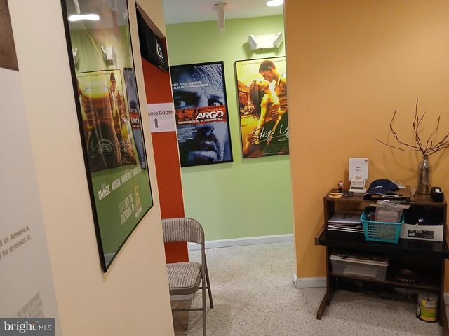 124 E BROAD ST #C2, Falls Church, VA 22046