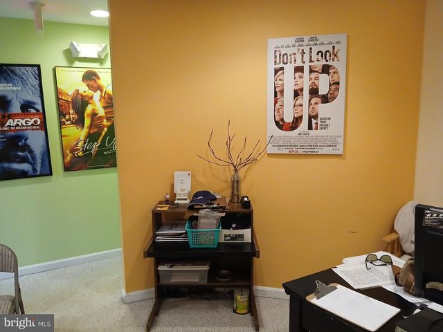 124 E BROAD ST #C2, Falls Church, VA 22046