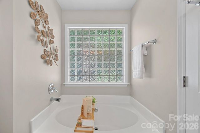 7219 Oxford Hunt Drive, Stanley, NC 28164