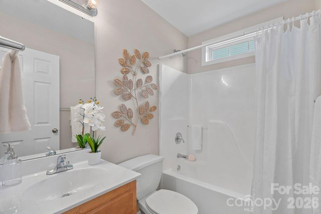 7219 Oxford Hunt Drive, Stanley, NC 28164