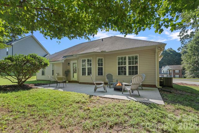 7219 Oxford Hunt Drive, Stanley, NC 28164
