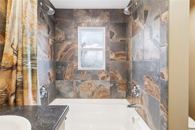 4412 W State St, Mahoning Twp, PA 16116