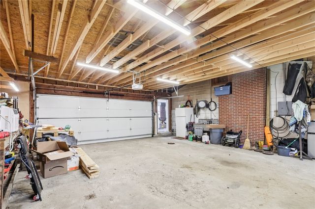 4412 W State St, Mahoning Twp, PA 16116
