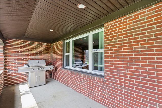 4412 W State St, Mahoning Twp, PA 16116