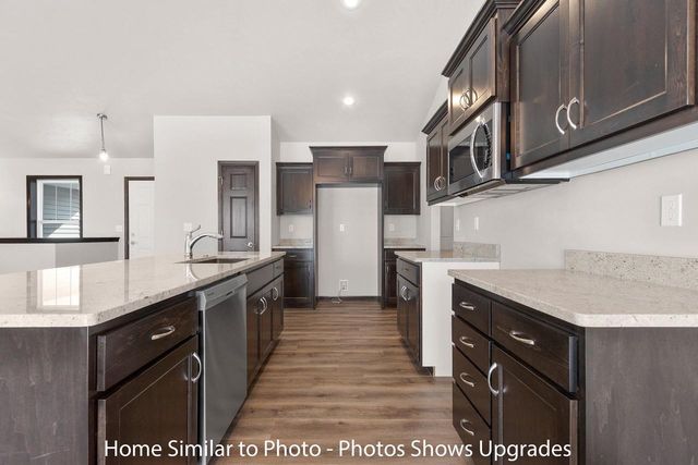 1244 PUTNAM DRIVE, Pulaski, WI 54162