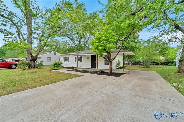 2210 Evans Drive NW, Huntsville, AL 35810