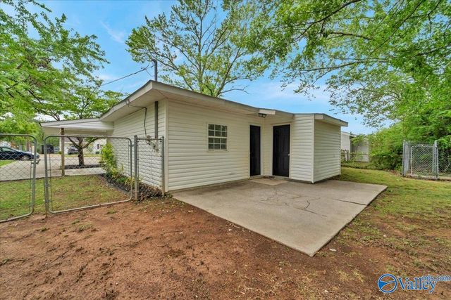 2210 Evans Drive NW, Huntsville, AL 35810