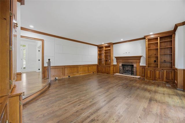 7525 S Spalding Lake Drive, Atlanta, GA 30350
