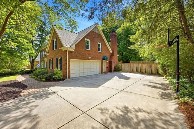 7525 S Spalding Lake Drive, Atlanta, GA 30350