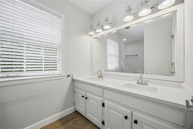 7525 S Spalding Lake Drive, Atlanta, GA 30350