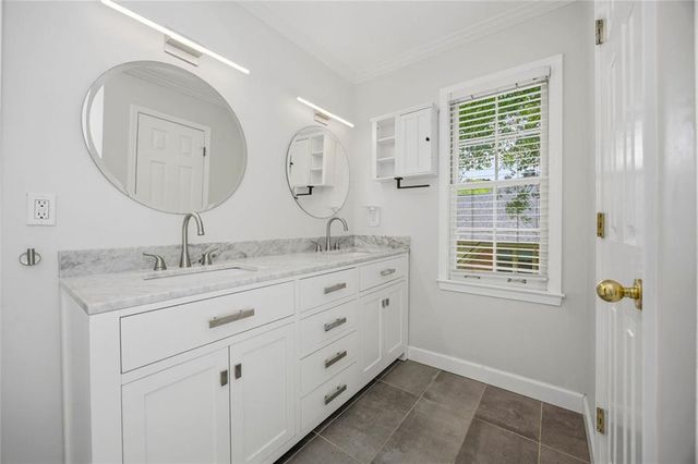 7525 S Spalding Lake Drive, Atlanta, GA 30350