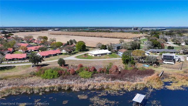 1055 W Lake Damon Drive, Avon Park, FL 33825