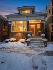 7644 S Vernon Avenue, Chicago, IL 60619