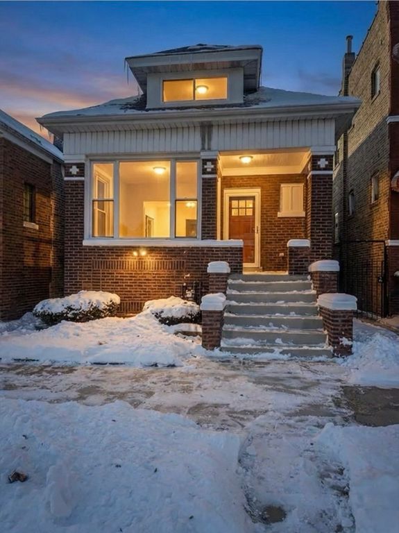 7644 S Vernon Avenue, Chicago, IL 60619