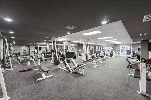 185 SE 14th Ter 1010, Miami, FL 33131
