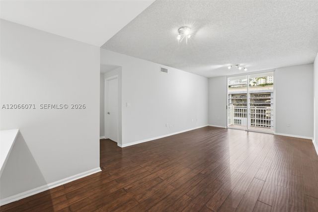 185 SE 14th Ter 1010, Miami, FL 33131