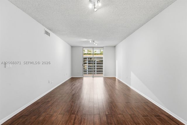 185 SE 14th Ter 1010, Miami, FL 33131