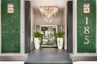185 SE 14th Ter 1010, Miami, FL 33131