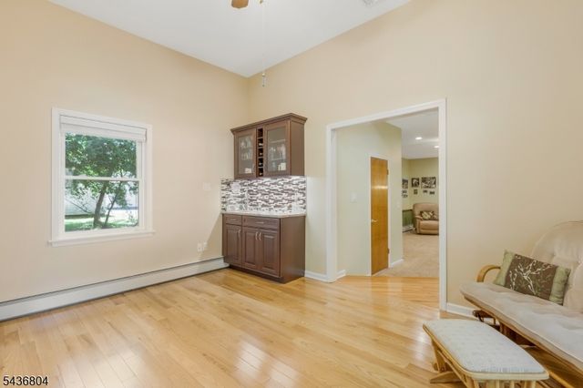78 Bernard St, Branchburg Twp., NJ 08876