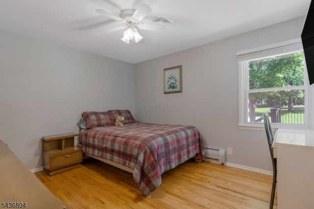 78 Bernard St, Branchburg Twp., NJ 08876