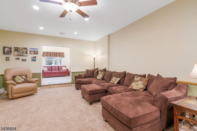 78 Bernard St, Branchburg Twp., NJ 08876