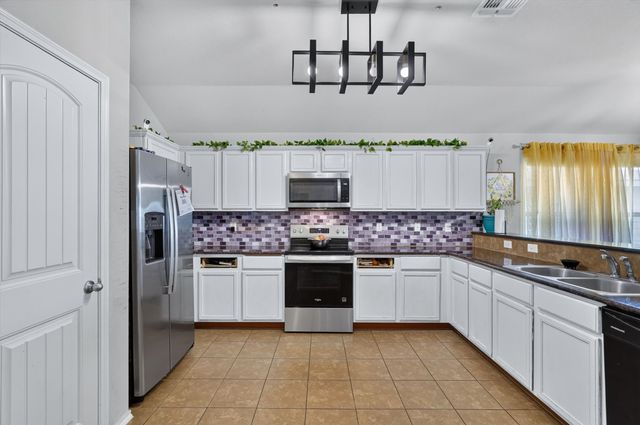 1731 Overlook Drive, Lancaster, TX 75146