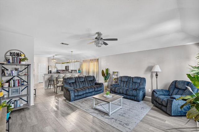 1731 Overlook Drive, Lancaster, TX 75146