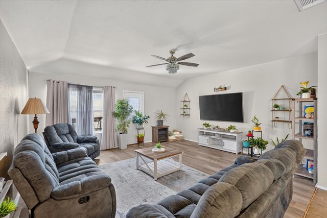 1731 Overlook Drive, Lancaster, TX 75146