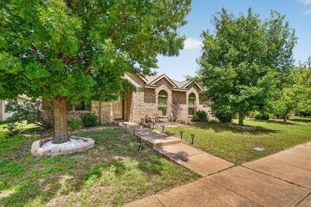 1731 Overlook Drive, Lancaster, TX 75146