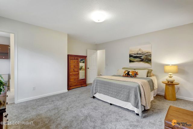 2510 Laird Circle, Anchorage, AK 99516