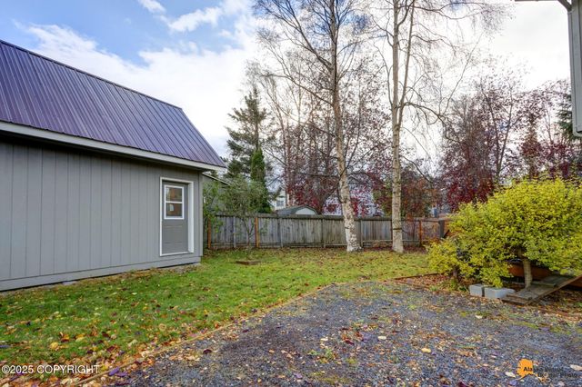2510 Laird Circle, Anchorage, AK 99516