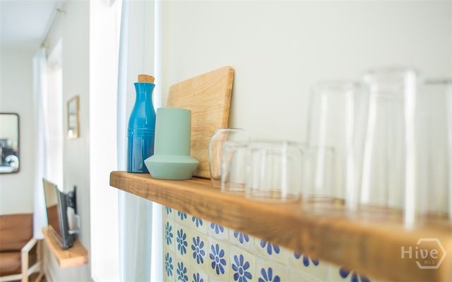 1 E Gordon Street 4, Savannah, GA 31401