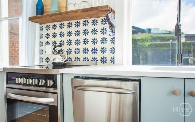 1 E Gordon Street 4, Savannah, GA 31401