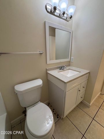 1102 Frankford Avenue B, Panama City, FL 32401