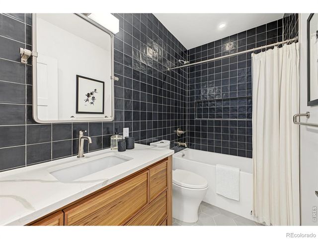 1627 Sundown Run Drive, Windsor, CO 80550