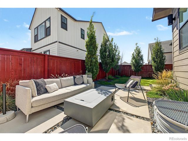 1627 Sundown Run Drive, Windsor, CO 80550
